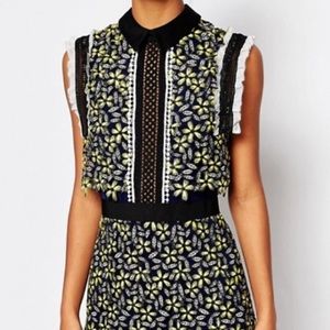 Self Portrait Eleina sculpted daisy dress 🏆